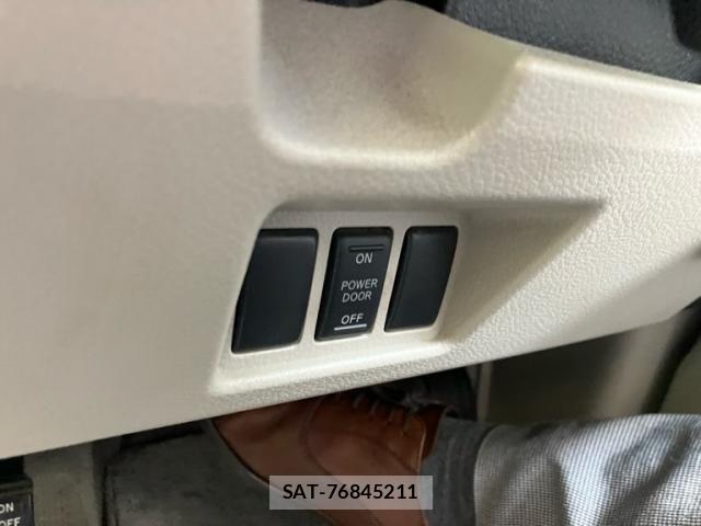 Nissan SERENA 2011-11 8458384-15