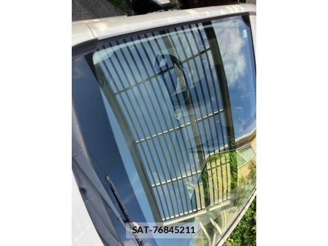Nissan SERENA 2011-11 8458384-2