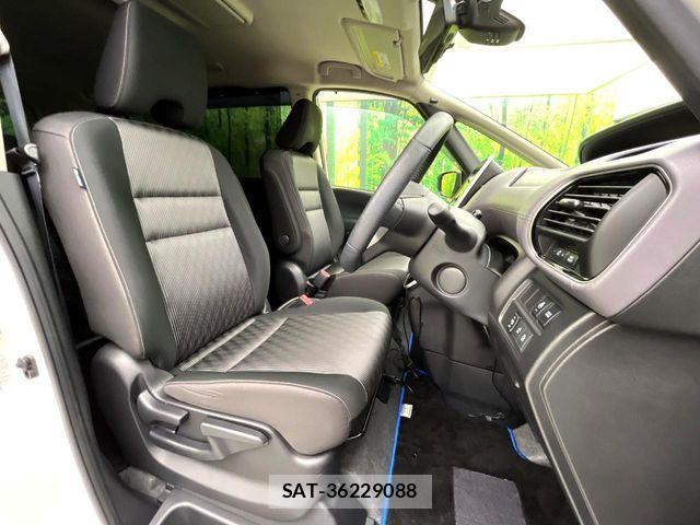 Nissan SERENA 2021-03 8458375-7