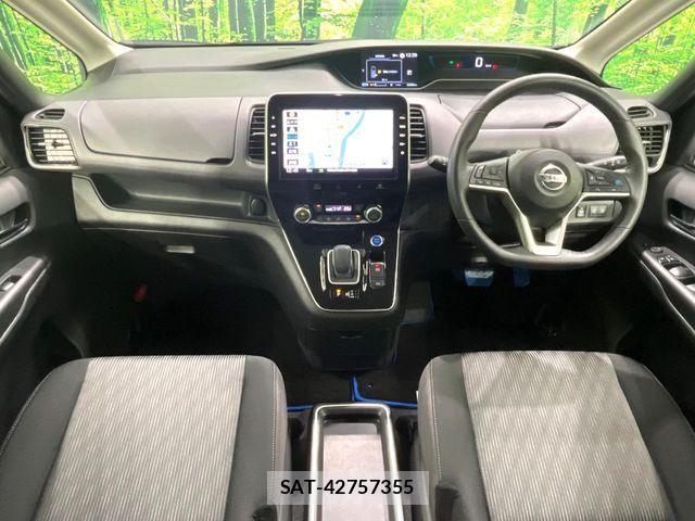 Nissan SERENA 2022-01 8458371-1