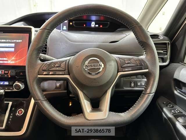 Nissan SERENA 2018-07 8458380-9