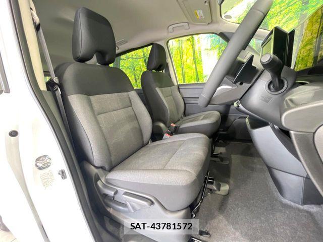 Nissan SERENA 2026-07 8458374-7