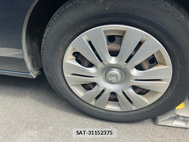 Nissan SERENA 2011-10 8458382-7