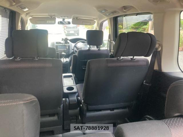 Nissan SERENA 2012-05 8458381-14