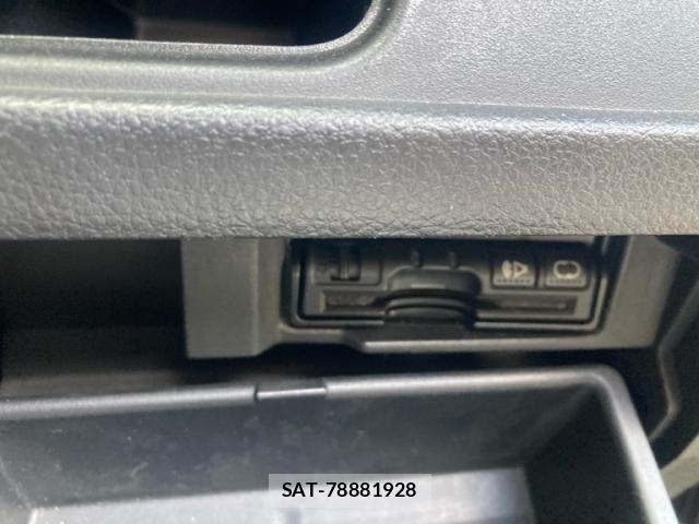 Nissan SERENA 2012-05 8458381-15