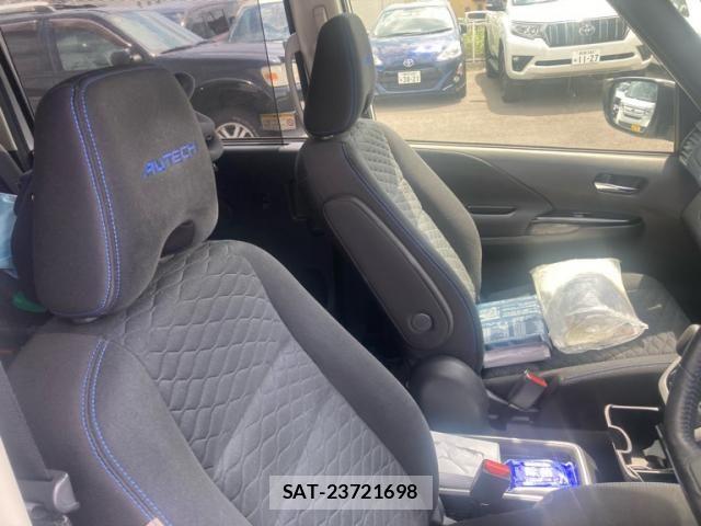 Nissan SERENA 2018-07 8486063-15
