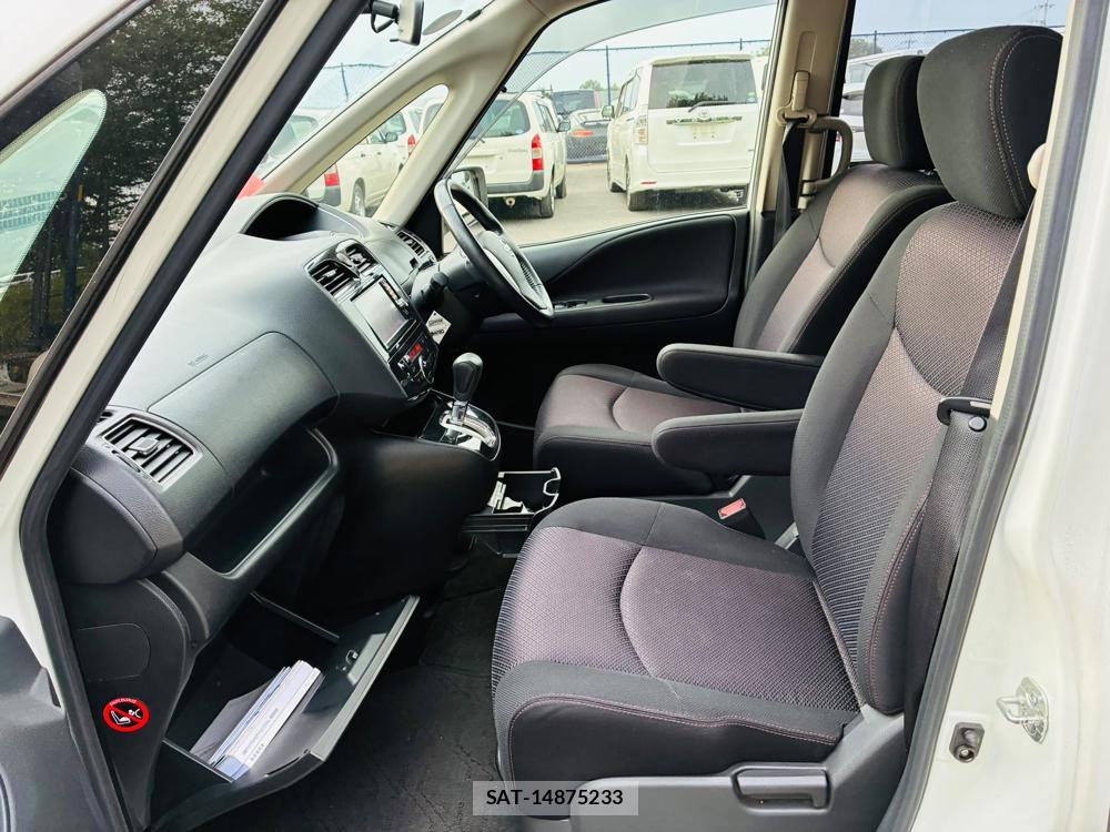Nissan SERENA 2013-07 8298916-10