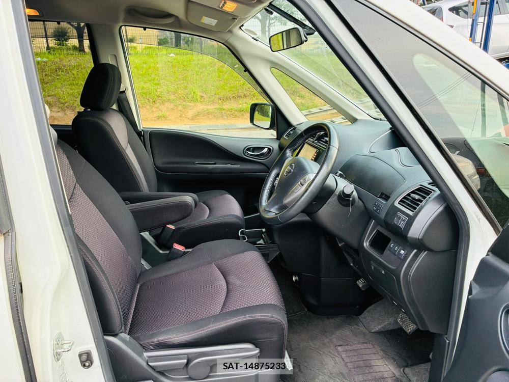 Nissan SERENA 2013-07 8298916-11
