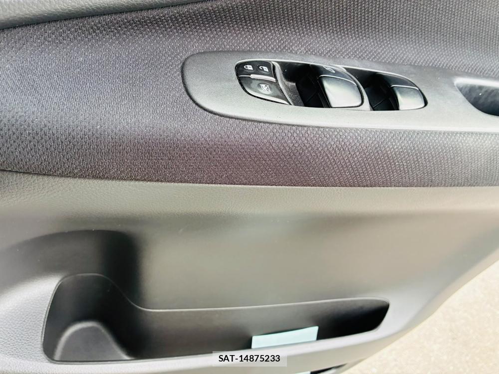 Nissan SERENA 2013-07 8298916-20