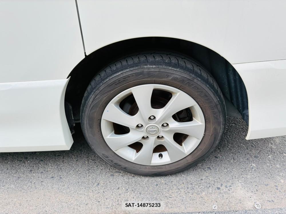 Nissan SERENA 2013-07 8298916-30