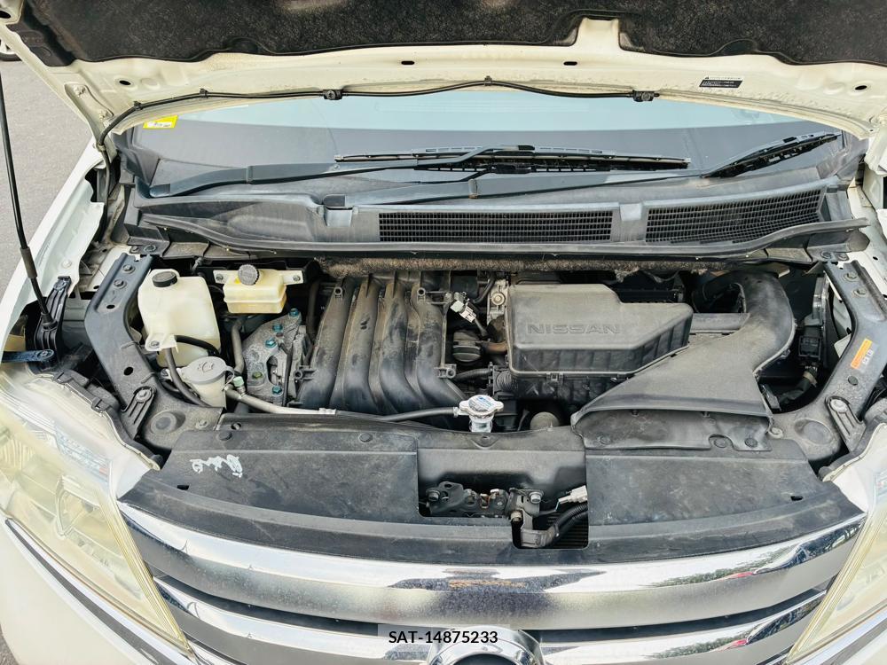 Nissan SERENA 2013-07 8298916-33