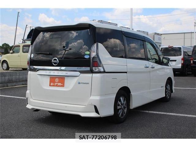 Nissan SERENA 2018-12 8486065-13