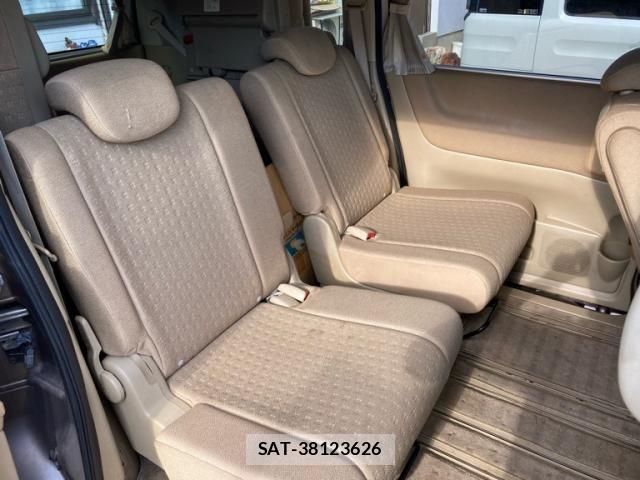 Nissan SERENA 2005-08 8486064-16
