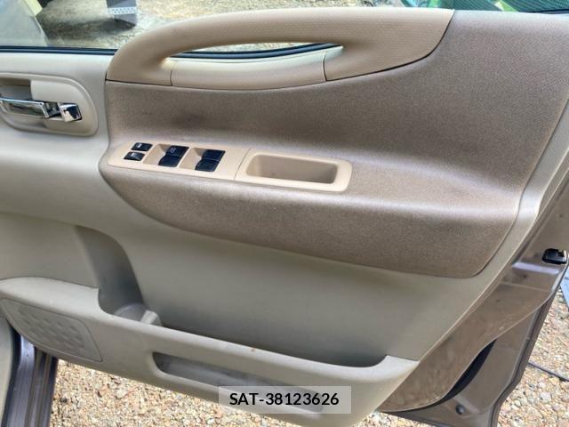 Nissan SERENA 2005-08 8486064-7
