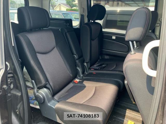 Nissan SERENA 2011-12 8527261-13