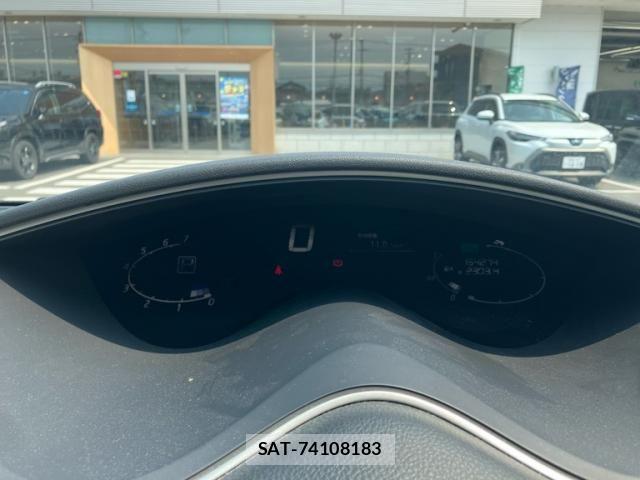 Nissan SERENA 2011-12 8527261-18