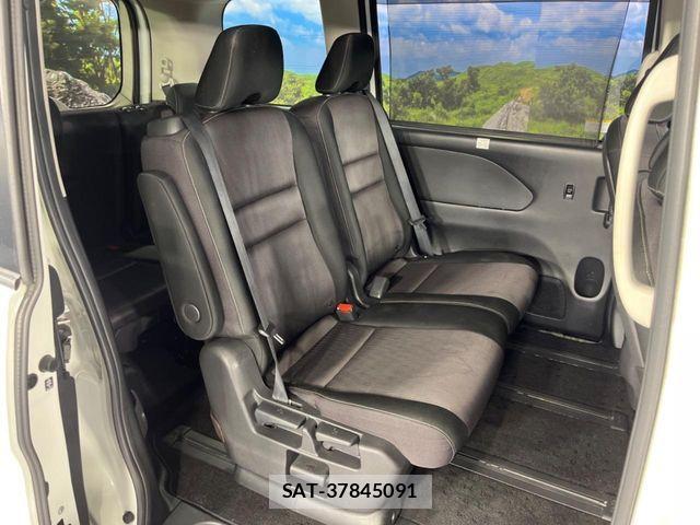 Nissan SERENA 2018-08 8527236-9
