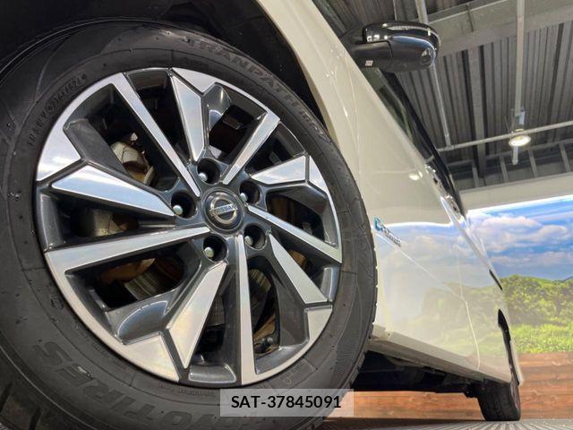 Nissan SERENA 2018-08 8527236-14
