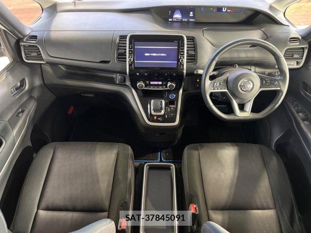 Nissan SERENA 2018-08 8527236-2