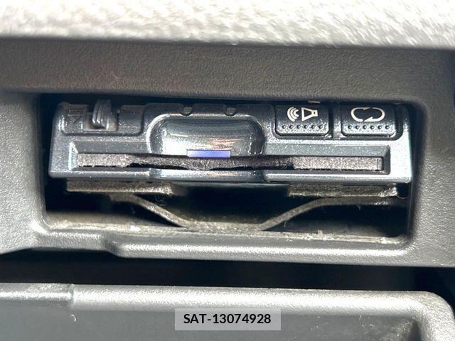 Nissan SERENA 2011-09 8527247-7
