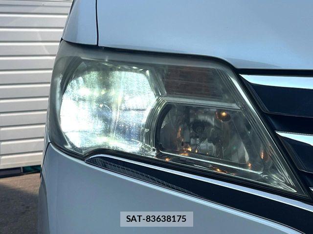 Nissan SERENA 2011-08 8527255-11
