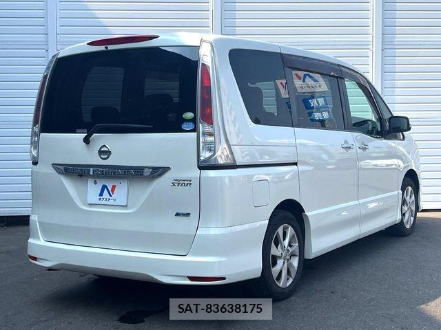 Nissan SERENA 2011-08 8527255-15