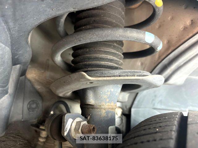Nissan SERENA 2011-08 8527255-19