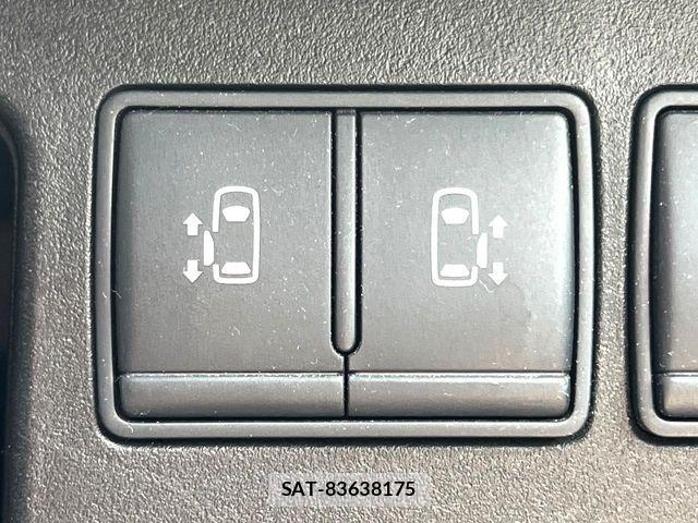 Nissan SERENA 2011-08 8527255-2