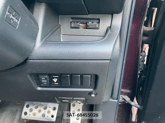 Nissan SERENA 2009-07 8527258-16