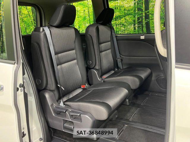 Nissan SERENA 2021-10 8527227-9