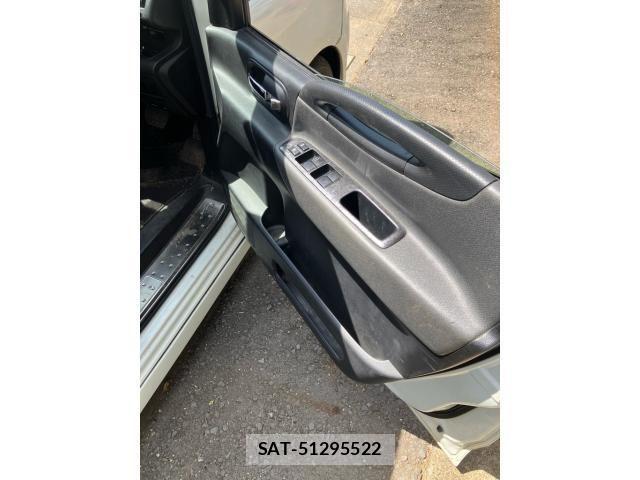 Nissan SERENA 2006-08 8527259-10