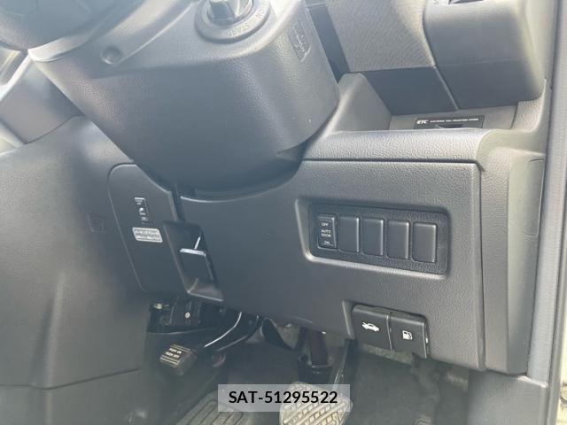 Nissan SERENA 2006-08 8527259-12