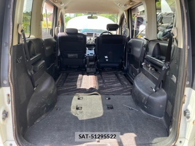 Nissan SERENA 2006-08 8527259-19