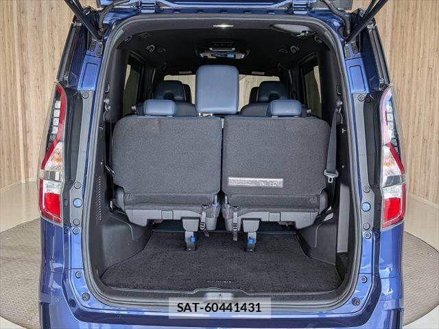 Nissan SERENA 2020-03 8527229-11