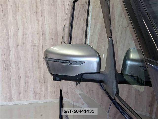 Nissan SERENA 2020-03 8527229-28