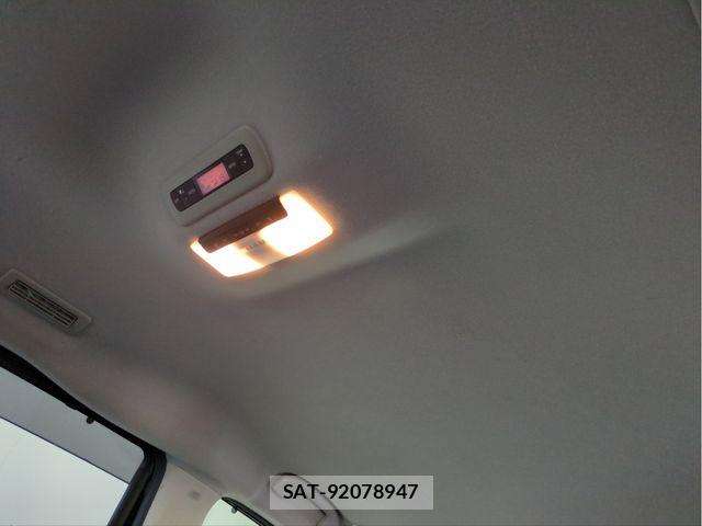 Nissan SERENA 2017-07 8527238-5