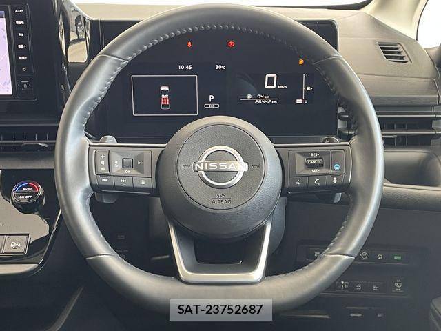 Nissan SERENA 2023-10 8527218-6