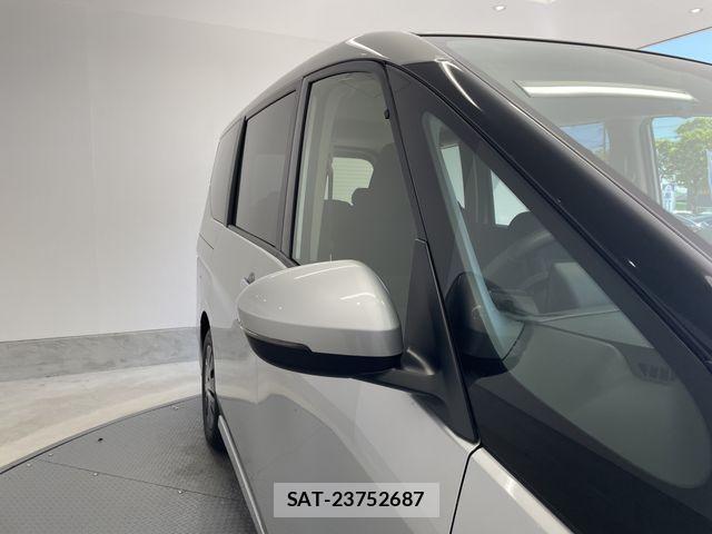 Nissan SERENA 2023-10 8527218-8