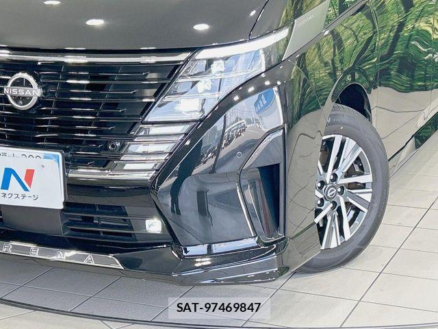 Nissan SERENA 2023-09 8563481-12