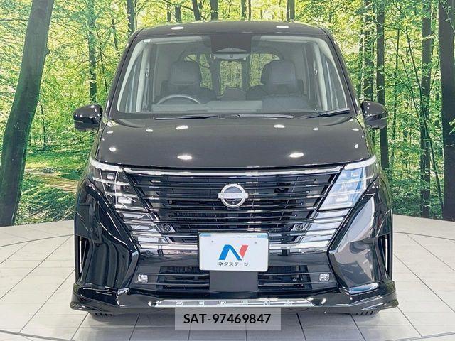 Nissan SERENA 2023-09 8563481-14