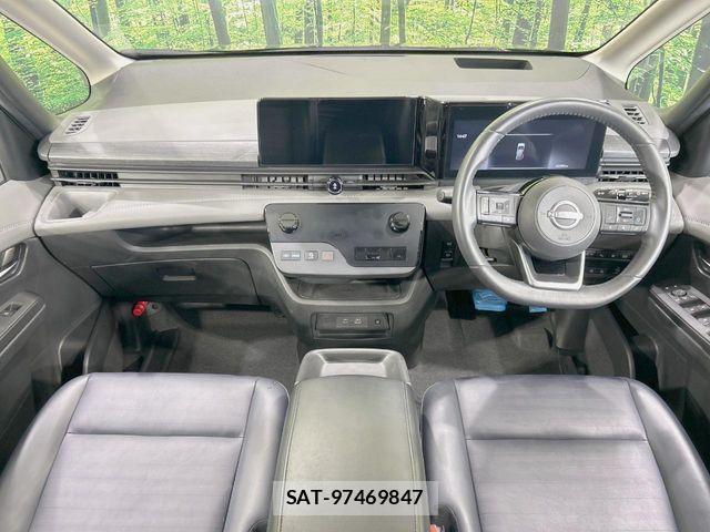 Nissan SERENA 2023-09 8563481-1