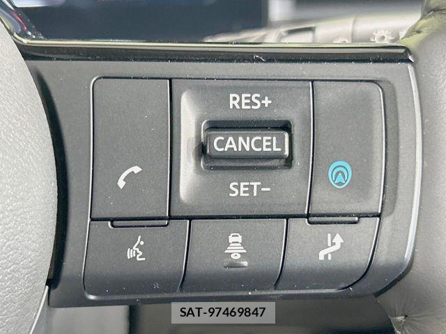 Nissan SERENA 2023-09 8563481-4