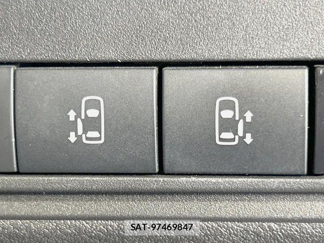 Nissan SERENA 2023-09 8563481-5