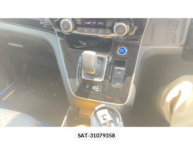 Nissan SERENA 2019-09 8563497-20