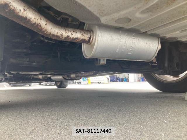Nissan SERENA 2011-08 8563502-6
