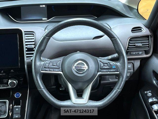 Nissan SERENA 2020-03 8563487-12