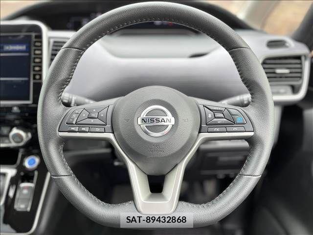 Nissan SERENA 2021-09 8563489-12