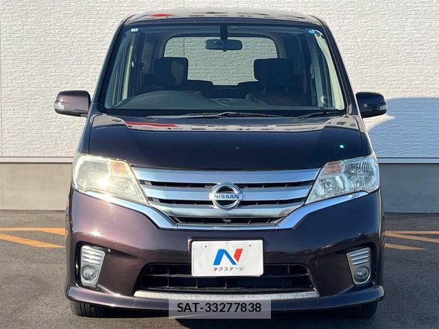 Nissan SERENA 2011-03 8563498-13