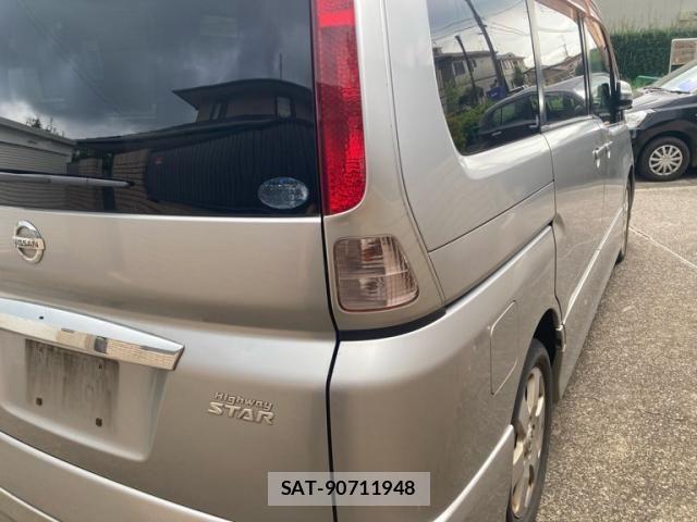 Nissan SERENA 2007-12 8563501-3