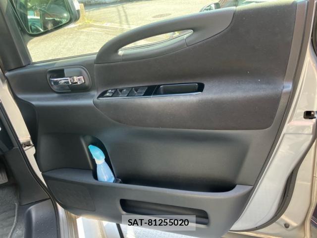 Nissan SERENA 2010-03 8563499-13